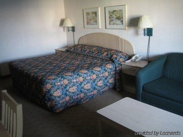 Key West Inn - Lafayette Room photo